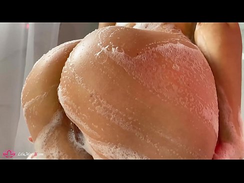 ❤️ UBrunette uphulula amaphambili ePussy ngeVibrator ukuya kwi-Intense Orgasm kwiShower Amanyala kumanyala xh.zoomporno.ru ❌❤